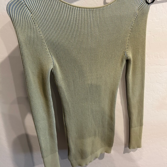 Green jacquemus long sleeve top - Picture 3 of 4